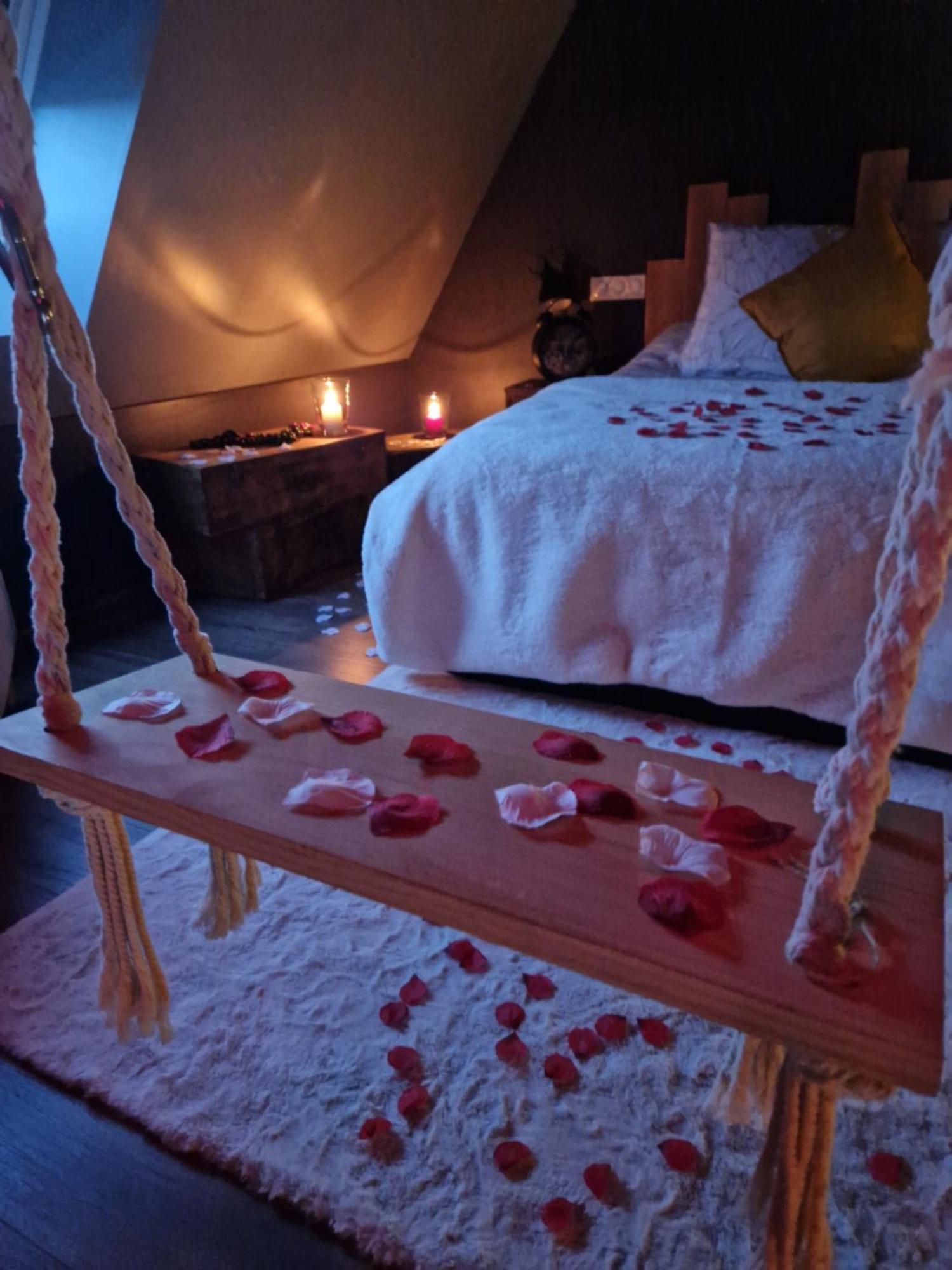 Chalet Industriel Avec Filet Et Spa Sorigny Ngoại thất bức ảnh